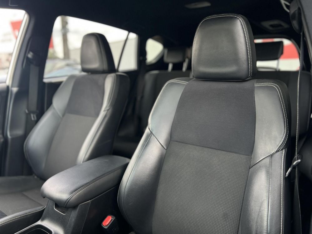 TOYOTA RAV 4 Rav4 2.5 Hybrid Executive e-CVT 4WD összkerékhajtás. végig márkaszervizelt!