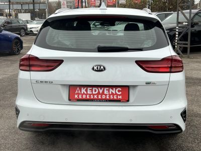 KIA CEE'D Ceed 1.0 T-GDI Bronze M.o.-i. 1.tul. Klíma Tempomat 71e km!