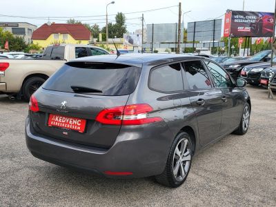 PEUGEOT 308 SW 1.6 BlueHDi Style EAT6 M.o.-i. Végig szervízelt Digit klíma Tempomat Bluetooth