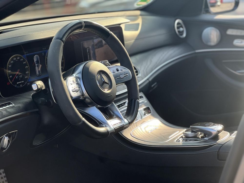 MERCEDES-AMG E 63 S T 4MATIC+ 9G-TRONIC 612LE. Panorámatető. burmester. üléshűtés. digitális műszerfal. CARPLAY