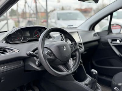 PEUGEOT 208 1.6 BlueHDi Active M.o.-i. 1.tul. klíma. 5L/100km. vezérlés cserélve!