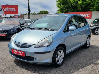 HONDA JAZZ 1.4 ES CVT My. 2005 Automata Digitklíma Multikormány Vonóhorog!