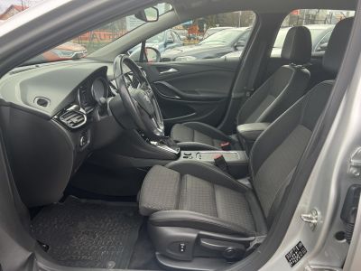 OPEL ASTRA K Sports Tourer 1.6 CDTI Start-Stop Enjoy (Automata) Magas felszereltség! LED Távtartó Sávtartó Holttér Kamera Navi Keyless