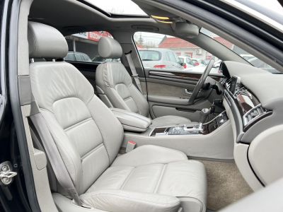 AUDI A8 quattro 3.0 V6 TDI Tiptronic ic M.o.-i. Xenon Napfénytető Tempomat Bose Vajbőr 4xülésfűtés