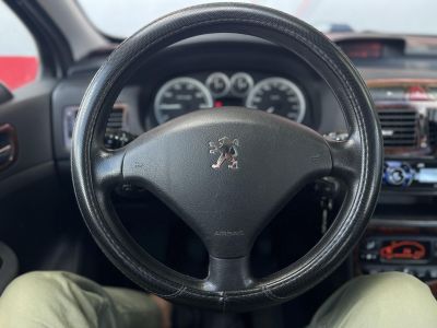 PEUGEOT 307 1.6 Presence digitklíma. tempomat. ülésfűtés. 2 gyári kulcs!