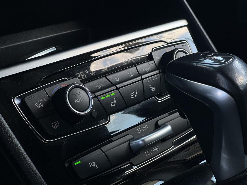 BMW 218i Advantage (Automata) Active Tourer 70e km. tempomat. ülésfűtés. keyless. kamera. 2 gyári kulcs!