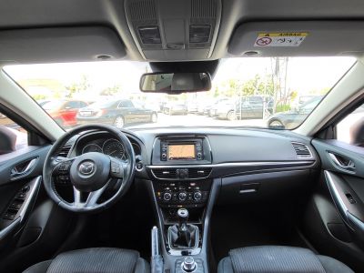 MAZDA 6 Sportkombi 2.0i Revolution M.o.-i. Klíma Tempomat Bluetooth Navi Téli/Nyári garnitúra!