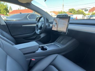 TESLA MODEL 3 Standard Range Plus Aut 102e km. garanciális. hőszivattyú. facelift. mátrix LED. 4 évszakos gumik!