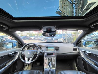 VOLVO V60 2.4 D [D6] PHEV AWD Summum Geartronic Magasan felszerelt! Harman/Kardon Napfénytető Holttér Kamera Vonóhorog
