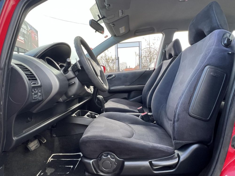HONDA JAZZ 1.4 ES CVT My. 2005 M.o.-i. 1.tul. Klíma F1 Kormány váltó!Téli/Nyári garnitúra LEGOLCSÓBB!