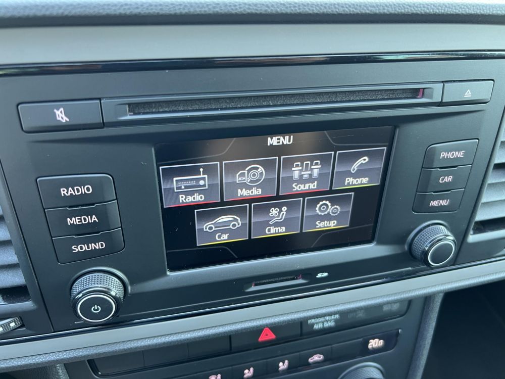 SEAT LEON 1.2 TSi Reference Tempomat Digitklíma Bluetooth Tolatóradar!