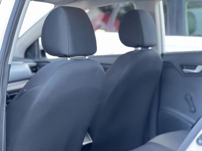 KIA STONIC 1.25 MPI Style Magyarországi. Gyári fényezés. 63e km.Végig vezetett szervizkönyv!