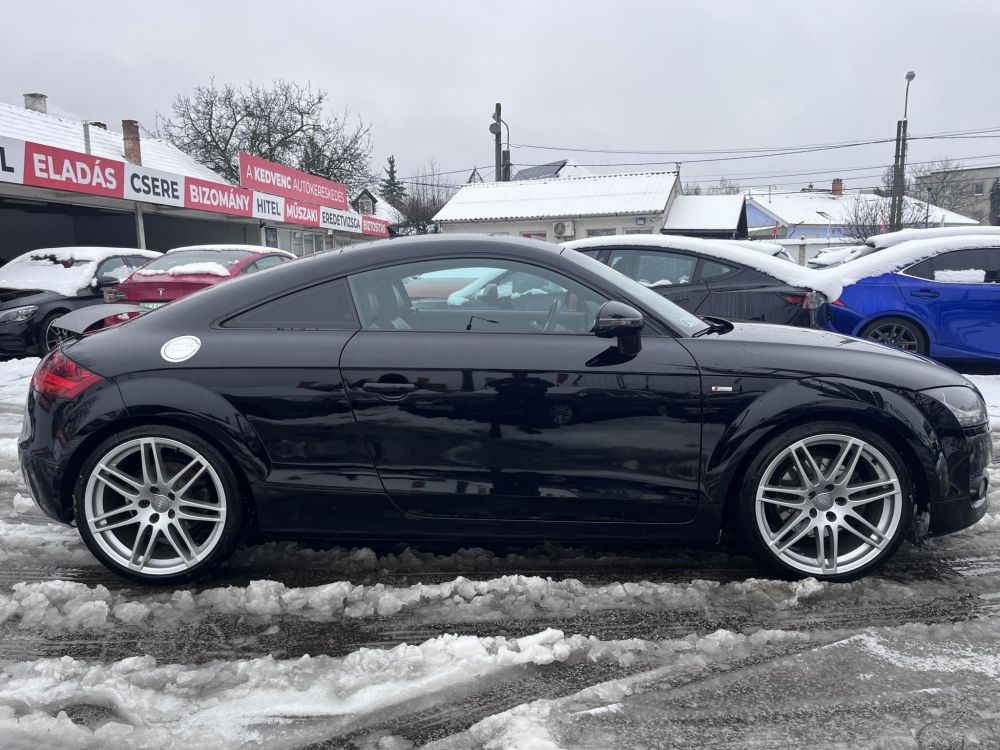 AUDI TT Coupe 2.0 TFSI S-tronic