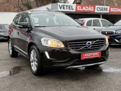 VOLVO XC60 2.0 D [D4] Momentum Geartronic FWD 155e km. Magyarországi Navi Memória Tempomat Ülésfűtés PDC Bluetooth