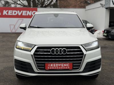AUDI Q7 3.0 V6 TDI quattro Tiptronic ic S-line. BOSE hangrendszer. memória. 4x ülésfűtés. 4x digit klíma. Szervizelt!