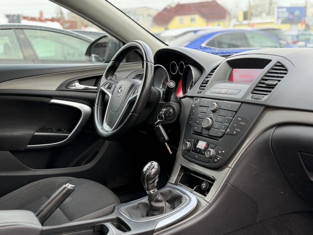 OPEL INSIGNIA 1.4 T Active Start Stop Magyarországi Tempomat Digitklíma PDC Téli-nyári kerék!