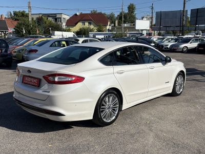 FORD MONDEO 2.0 HEV Titanium (Automata) Rendszeresen karbantartott Garanciális váltó!