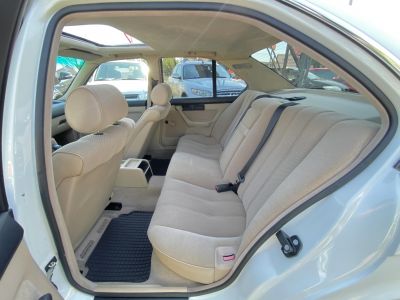 BMW 520i Világos belső Napfénytető Gyűjtőknek és befektetőknek!