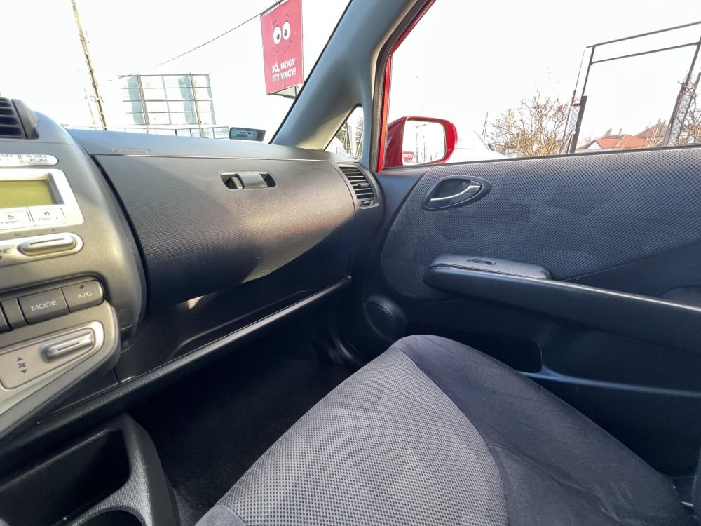 HONDA JAZZ 1.4 ES CVT My. 2005 M.o.-i. 1.tul. Klíma F1 Kormány váltó!Téli/Nyári garnitúra LEGOLCSÓBB!