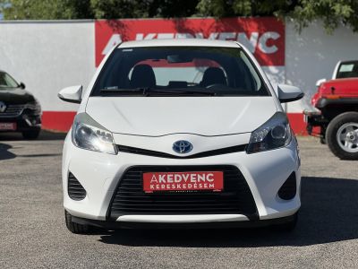 TOYOTA YARIS 1.5 HSD Trend e-CVT 103e km. Márkaszervizelt!