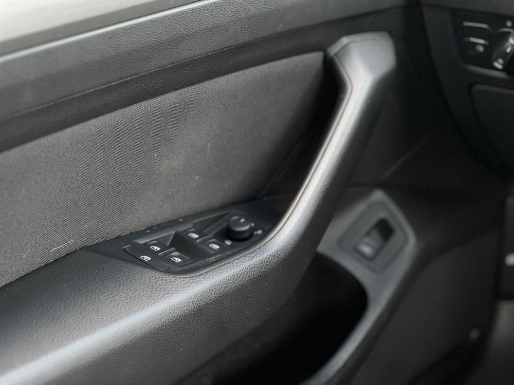 VOLKSWAGEN PASSAT VIII Variant 2.0 TDI SCR Elegance DSG