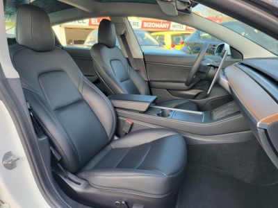 TESLA MODEL 3 Long Range AWD (Automata) facelift. garanciális. autopilot. Mátrix LED