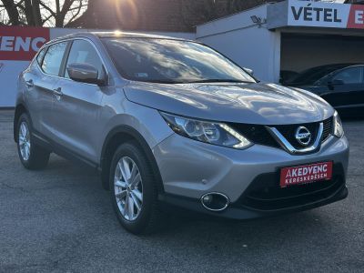 NISSAN QASHQAI 1.6 dCi Tekna 4WD 119e km. LED Tempomat Bluetooth Digitklíma MEGKÍMÉLT állapot!