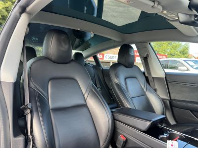 TESLA MODEL 3 Standard Range Plus Aut garanciális. akár 400km-es hatótáv!
