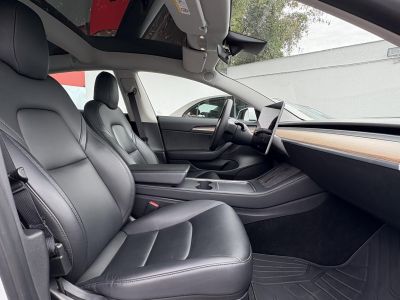 TESLA MODEL 3 Standard Range Plus Aut 101e km. facelift. garanciális. mátrix LED. höszivattyú!