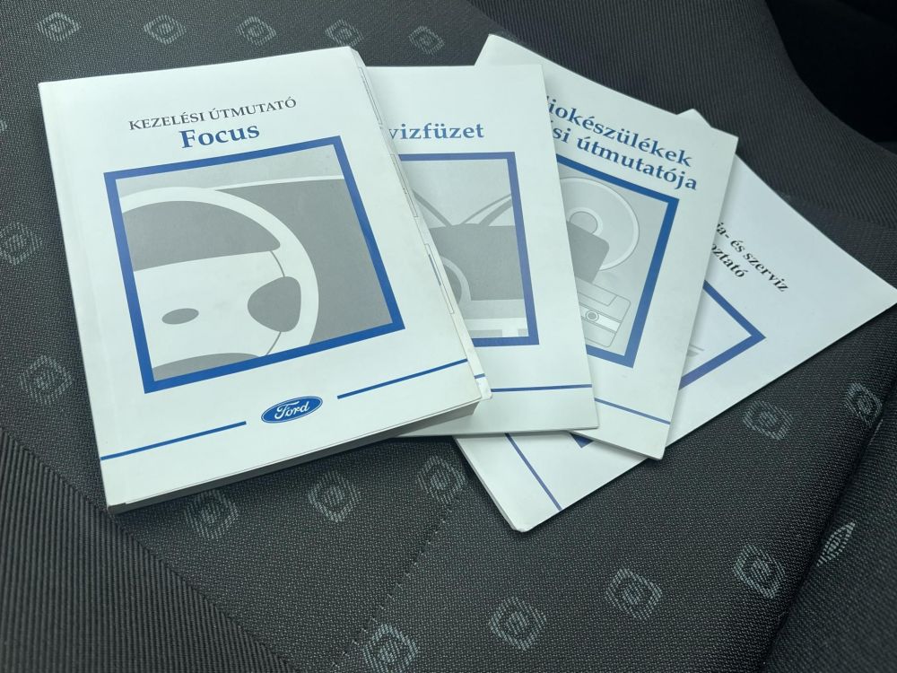 FORD FOCUS 1.4 Comfort Magyarország 116e km Friss vizsga Klíma!