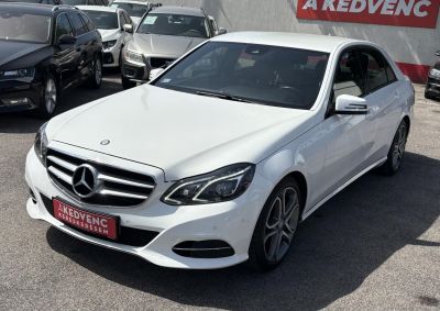 MERCEDES-BENZ E 220 BlueTEC (BlueEFFICIENCY) Avantgarde 9G-TRONIC Klíma Tempomat Bluetooth Parkradar El.ablak!