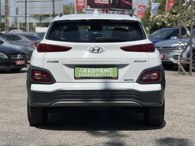 HYUNDAI KONA EV 64kWh Comfort