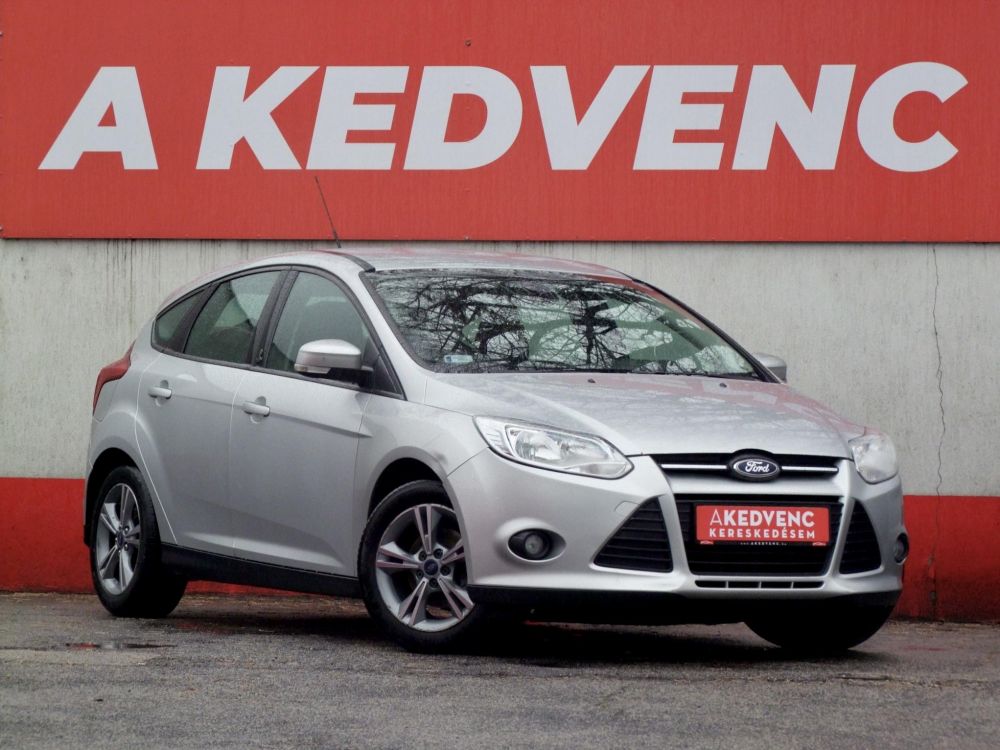 FORD FOCUS 1.6 Ti-VCT Technology M.o.-i. 1.tul. Ülésfűtés Tolatóradar Szervizelt!