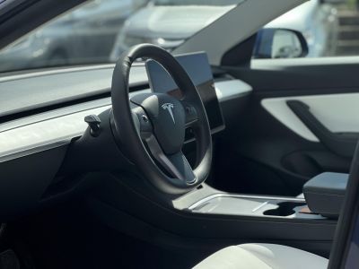 TESLA MODEL 3 Long Range AWD (Automata) 44e km. FEHÉR BELSŐ. mátrix LED. hőszivattyú. garanciális!