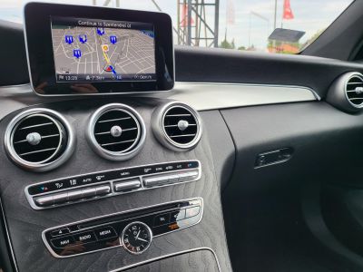 MERCEDES-BENZ C 250 d 4Matic 9G-TRONIC M.o.-i. LED Navi Tempomat Kamera PDC Félbőr Bluetooth