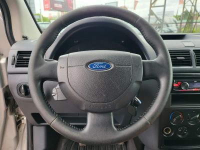 FORD TOURNEO CONNECT 1.8 TDCI 8 személyes Frissen szervizelt!