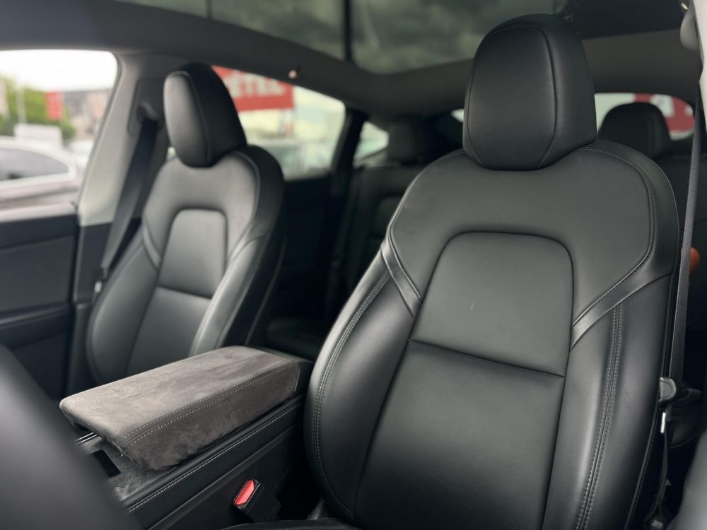 TESLA MODEL Y Performance AWD (Automata) 138e km. AMD Ryzen. mátrix LED. hőszivattyú. garanciális. 8db kerék. (19-21)