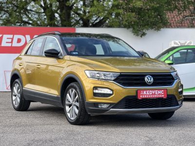 VOLKSWAGEN T-ROC 1.5 TSI ACT Style DSG 140e km. M.-o.i. távolságtartó. sávtartó. navigáció. ülésfűtés. CARPLAY!