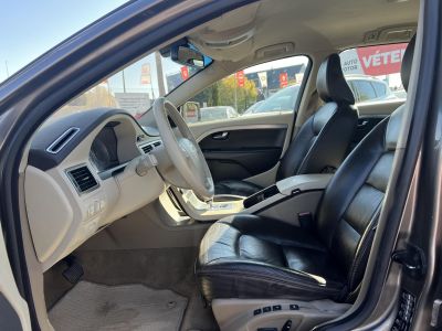 VOLVO XC70 2.4 D [D5] AWD Summum Geartronic A SVÉD MINDENES!