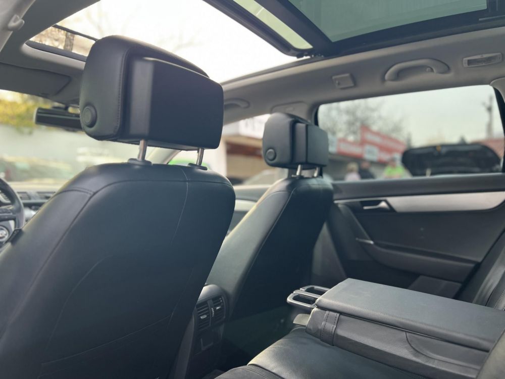 VOLKSWAGEN PASSAT Variant 3.6 V6 Highline 4Motion DSG Xenon Panorámatető Tempomat Ülésfűtés Vonóhorog