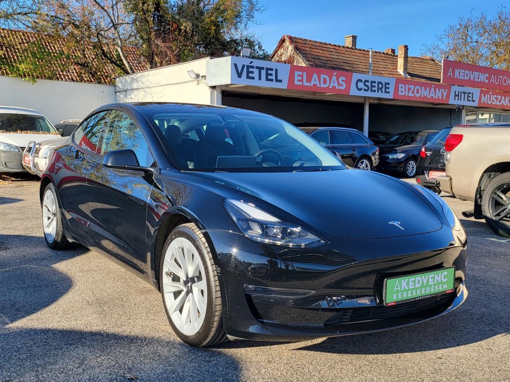 TESLA MODEL 3 Long Range AWD (Automata) 500km hatótáv. FACELIFT! Vonóhorog. gyári garancia 2029-ig!