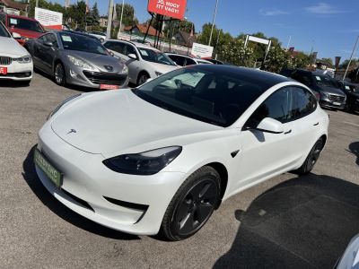 TESLA MODEL 3 Standard Range Plus Aut 81e km. facelift. mátrix LED. garanciális!