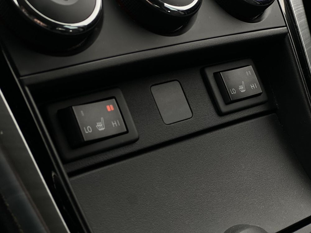 MAZDA 6 Sportkombi 2.5 GTA Xenon Keyless Ülésfűtés Navi BOSE Téli-nyári kerék szett!