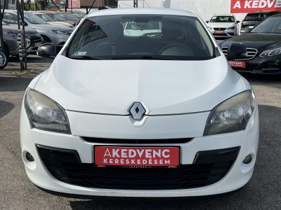 RENAULT MEGANE 1.6 Dynamique Magyarországi. teljes szerviztörténet!