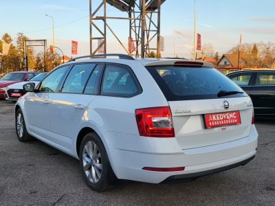 SKODA OCTAVIA Combi 1.6 CR TDI Ambition Magyarországi Tempomat Carplay Ülésfűtés Szervizelt!