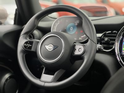 MINI MINI 1.5 Cooper DKG 31e km. panoráma tető. CarPlay