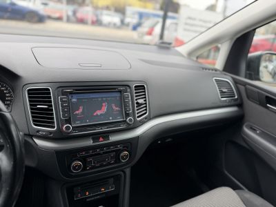 VOLKSWAGEN SHARAN 2.0 CR TDI Comfortline DSG [7 személy] Magyarországi. teljes szerviztörténet!