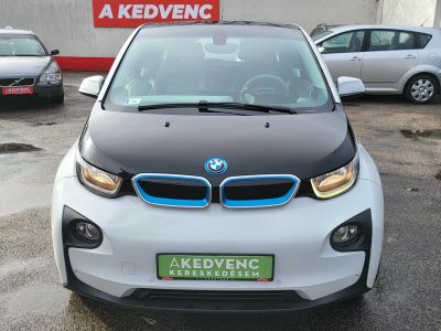 BMW I3 REX (Automata) Új 4 évszakos gumik! Loft belső. Nagy navigáció. 2 töltő kábel. Megkímélt!