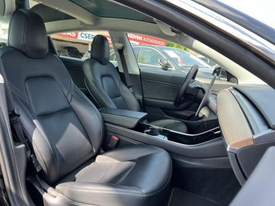 TESLA MODEL 3 Long Range AWD (Automata) garanciális. vonóhorog. 2 töltőkábel!
