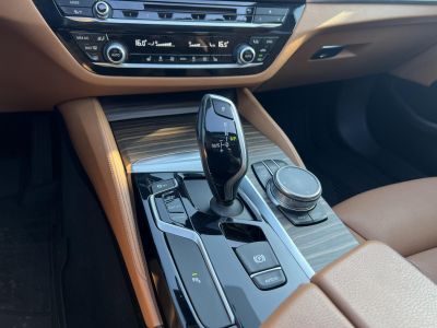 BMW 530i (Automata) Luxury 124e km. Magyarországi Napfénytető Adaptív LED Profnavi Barna bőr Keyless